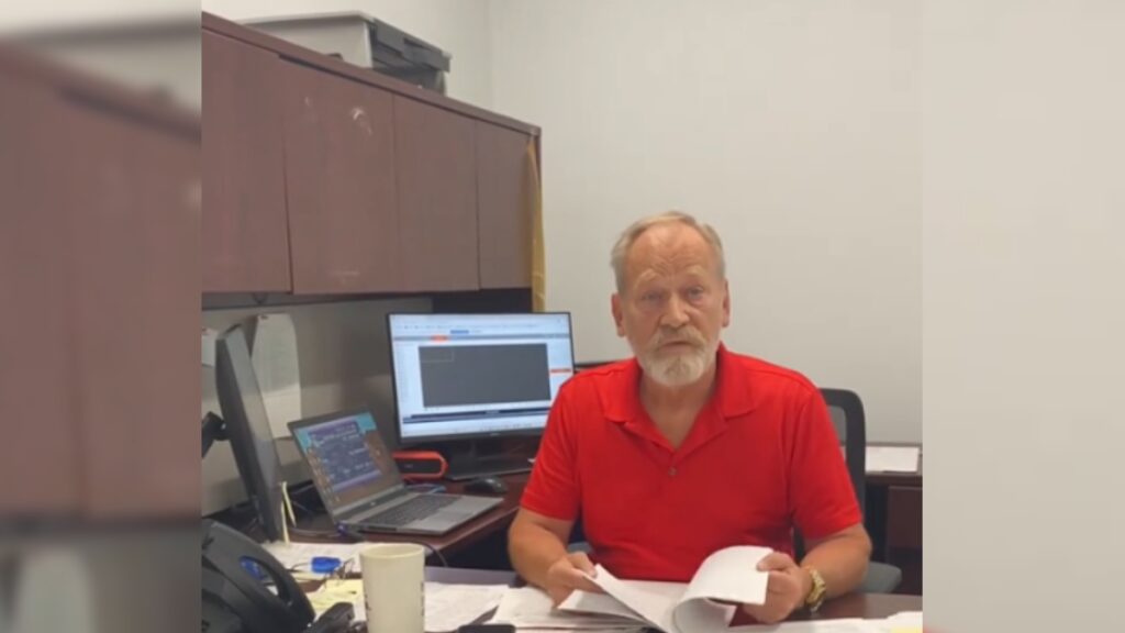 Terrible Atlanta Manager Threatens Employee for Wanting to Use the Restroom, ‘Sue for Hostile Work Environment’ Atlanta Manager Forbids employee from using bathroom