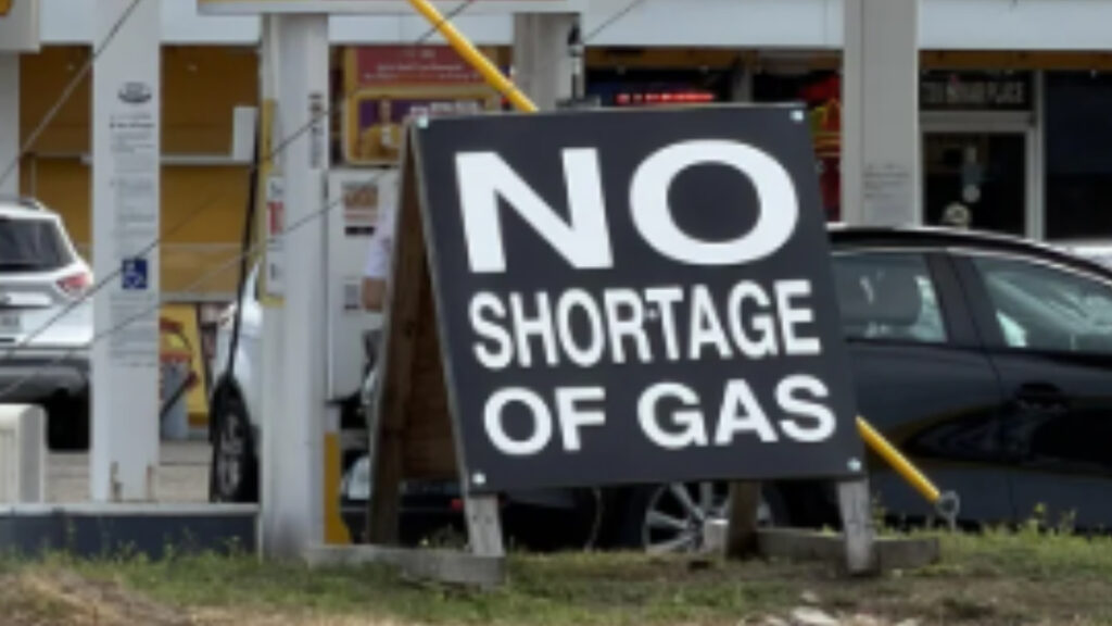 Texas Shell Gas Station Sign Sparks Gas Shortage Concerns Online: ‘Like Toilet Paper During the Pandemic’ Texas Shell Gas Station Sign Sparks Gas Shortage Concerns Online