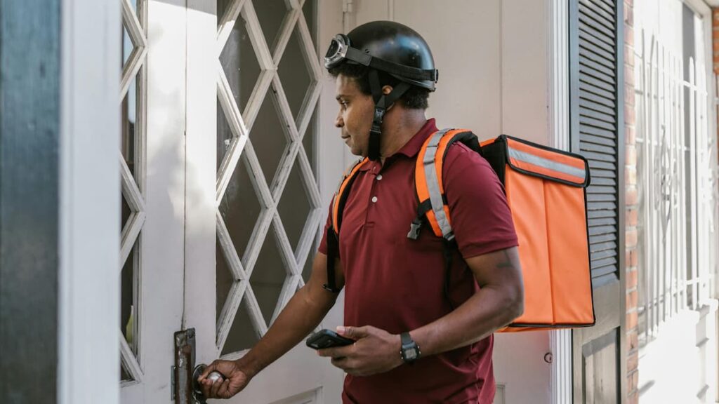 Washington DoorDash Customer Sparks Outrage After Driver Reportedly Struggles to Understand Her: ‘I’m Sorry, But That Driver Chose Not to Understand’ Washington DoorDash Customer Sparks Outrage After Driver Reportedly Struggles to Understand Her
