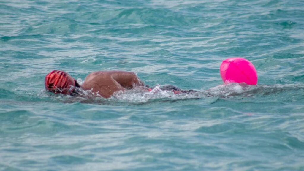 Florida Man Finds Millions in Cash Floating Off Fort Lauderdale Beach: ‘I Am Snatching That and Going on the Run’ Florida Man Finds Cash Floating