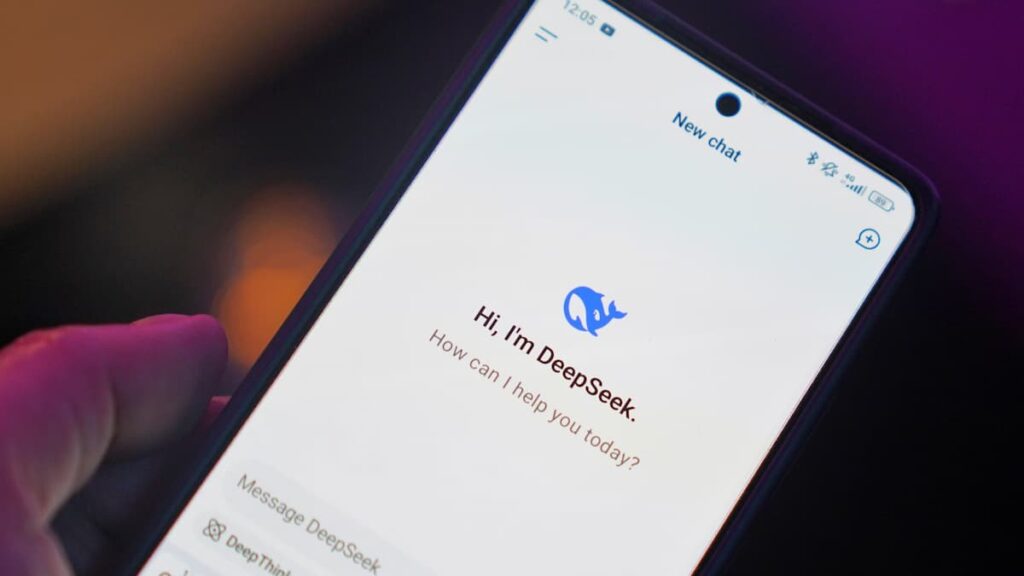 Florida Man Mocked After Letting ChatGPT Text His Date: ‘This Can’t Be Real’ Florida ChatGPT incident